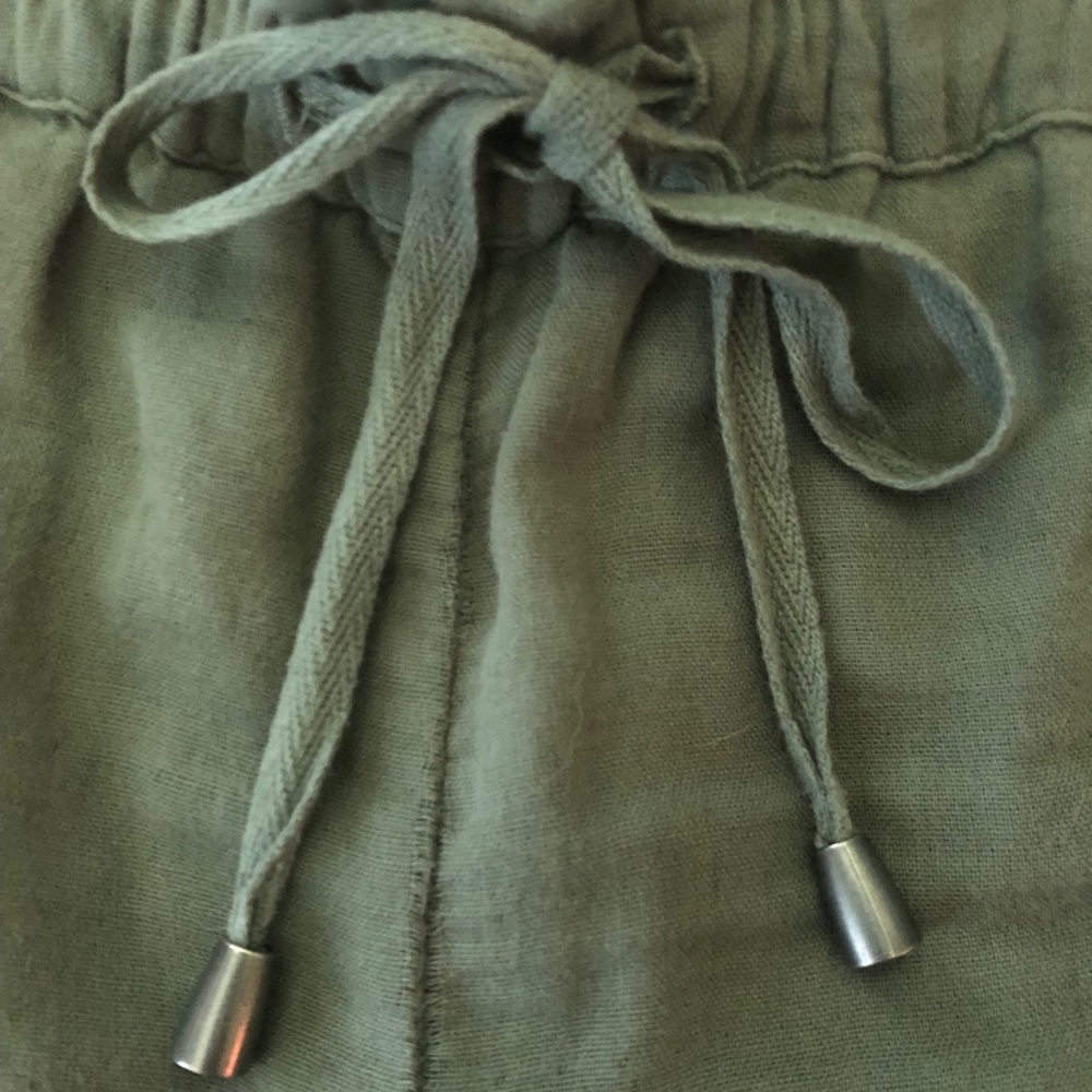 🔥FINAL PRICE🔥 Splendid double cloth shorts Sz. L - Picture 4 of 7